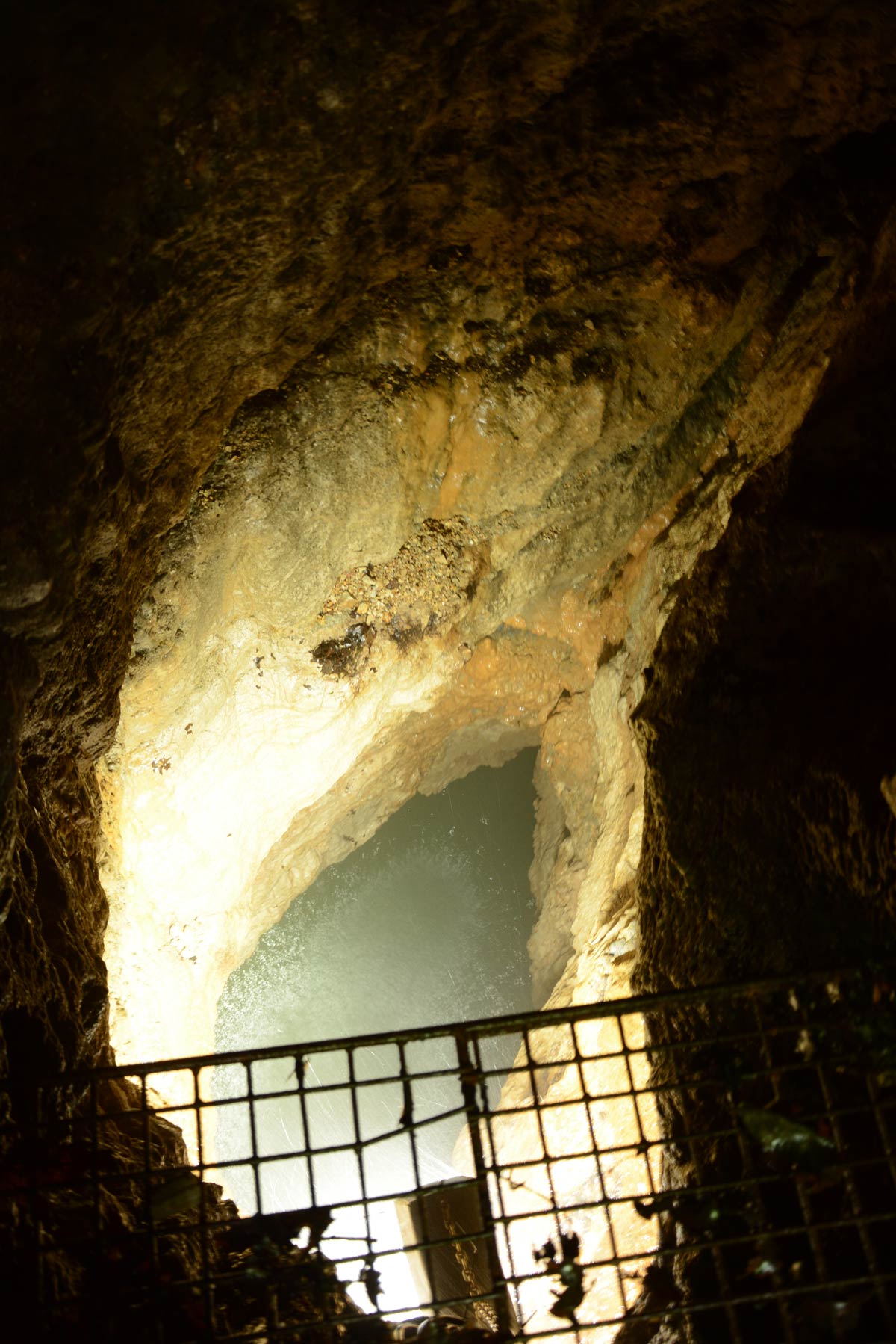 Devils Well/Round Spring/Alley Spring